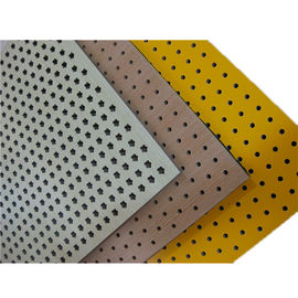 Acoustic hấp thụ trần gỗ Phòng Studio Soundproof Perforated Panel