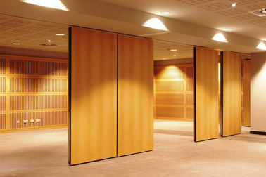 Tầng hầm để trần Phòng hòa âm bằng gỗ 1220mm