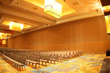 Gấp cửa đa màu Movable tường theo dõi Acoustic Room Divider cho phòng hội nghị