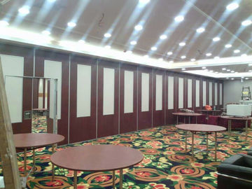 Tùy chỉnh sàn di chuyển để trần phân vùng tường tiệc Hall Acoustic ngăn phòng