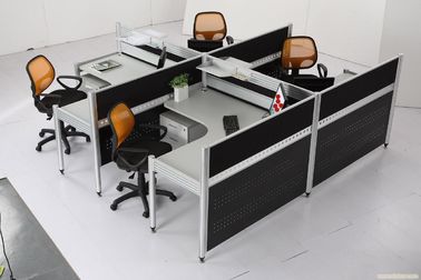 Nội thất văn phòng thương mại phân chia cho bốn người / Bàn máy tính gỗ Phân vùng cabin văn phòng