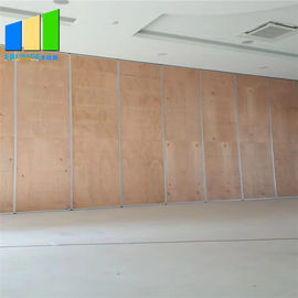 Phòng hội thảo Di chuyển trượt tường có thể gập lại Tường cách âm bằng thạch cao cho văn phòng