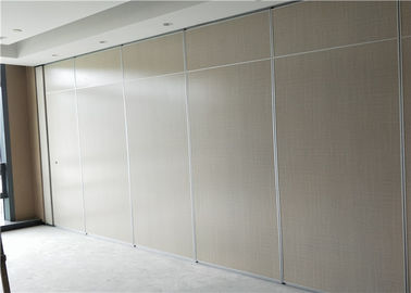 Hoa Kỳ khách hàng màu trắng 65mm di chuyển phân vùng dự án văn phòng tường được thực hiện tốt