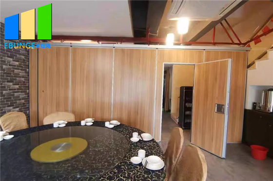 Phòng nhà hàng Vách ngăn cách âm tạm thời bằng gỗ cho khách sạn 5 sao