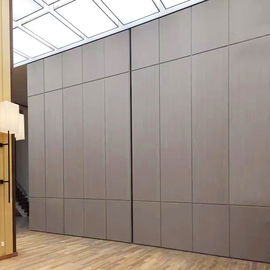 Sàn văn phòng cách âm cho tường vách ngăn bằng vách nhôm có thể di chuyển theo dõi