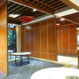 Màn hình gập hoạt động Trượt tường phân vùng di động cho phòng họp văn phòng khách sạn