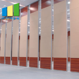 Cửa gấp nội thất Tường ngăn có thể vận hành Phục vụ cho phòng chức năng