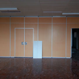 85 mm Tường màu phân vùng tùy chỉnh cho lớp học văn phòng Thương mại cách âm