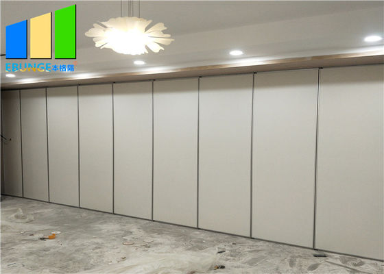 Vỏ kết thúc vải chống cháy tường ngăn gấp Giải pháp tiết kiệm không gian cho các khu vực đa dụng